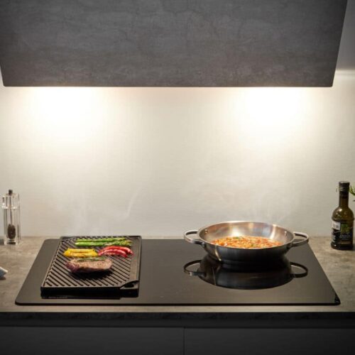 Ảnh thực tế bếp từ Malloca MI-784 ITG